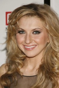 Nina Arianda