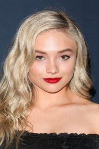 Natalie Alyn Lind