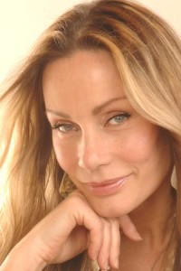 Virginia Hey